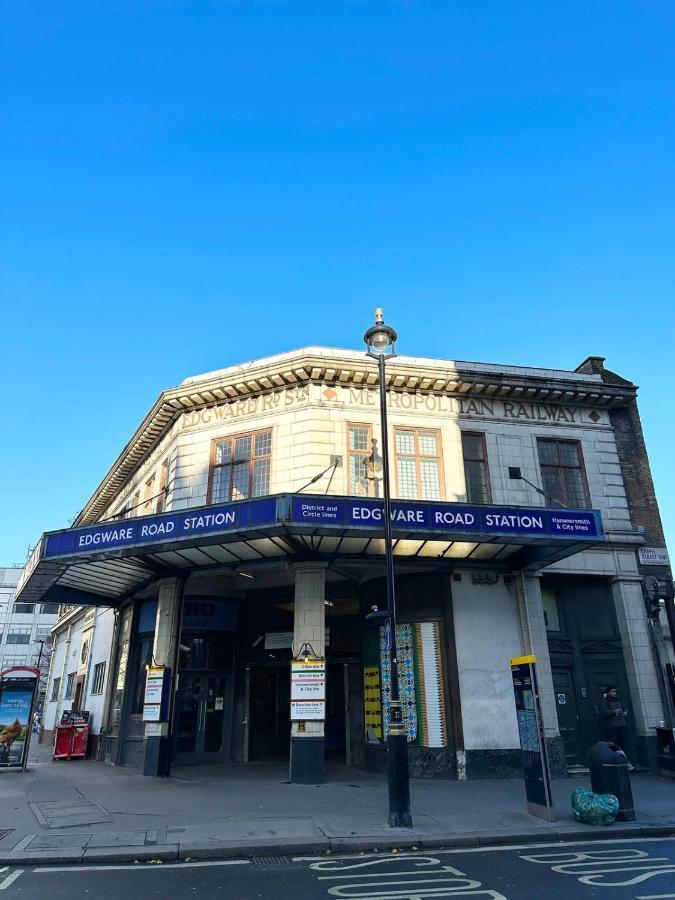 Edgware Hub Hotel London Exterior photo